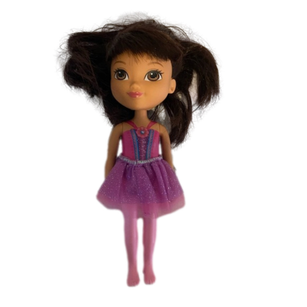 2015 Mattel dora the ballerina Viacom Doll...ADORABLE...VERY PRETTY FACE